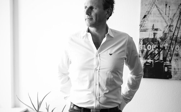 Andreas_office2_s.jpg