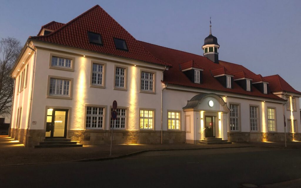 Bild-Kanzlei-neu-p7crgtbg4sebv20sj5qjwbpmv6gnqfu7u3ntgx9yrw.jpg