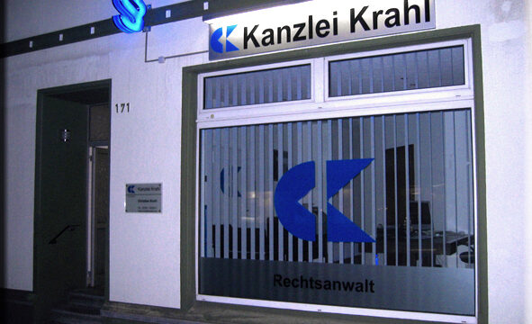 Kanzlei-auDFen-dunkel.jpg