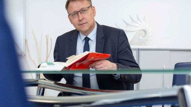 Rechtsanwalt-Carsten-Otto_13-681w.jpg