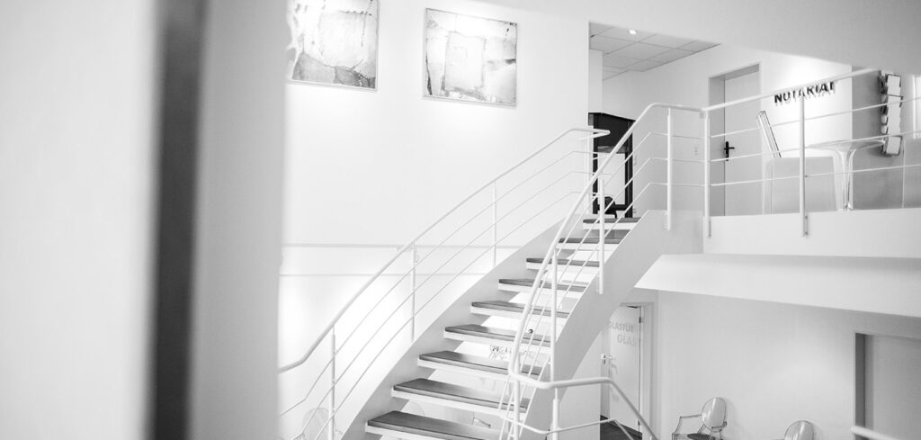 home-slide-01.jpg