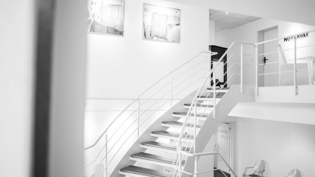 home-slide-01.jpg