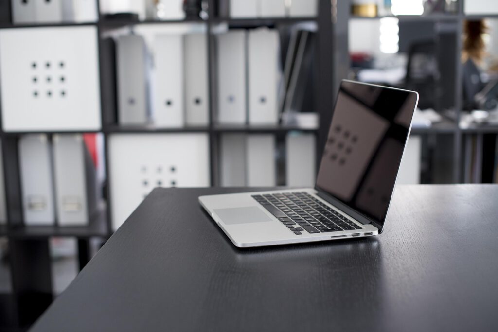 laptop-1846277_1280-178.jpg