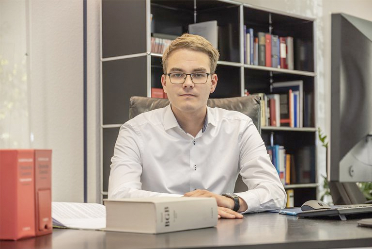 rae-wigger-rechtsanwalt-wigger.jpg