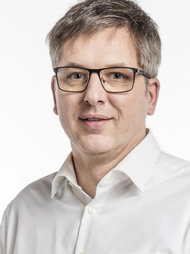 rechtsanwalt-jan-von-ploetz_640-1.jpg