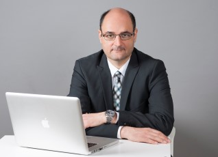 rechtsanwalt-kian-fathieh-5.jpg