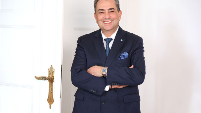 rechtsanwalt-kostantinidis-muenchen-2023.jpg