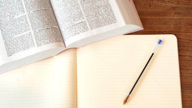 study-2746004_1280-19.jpg