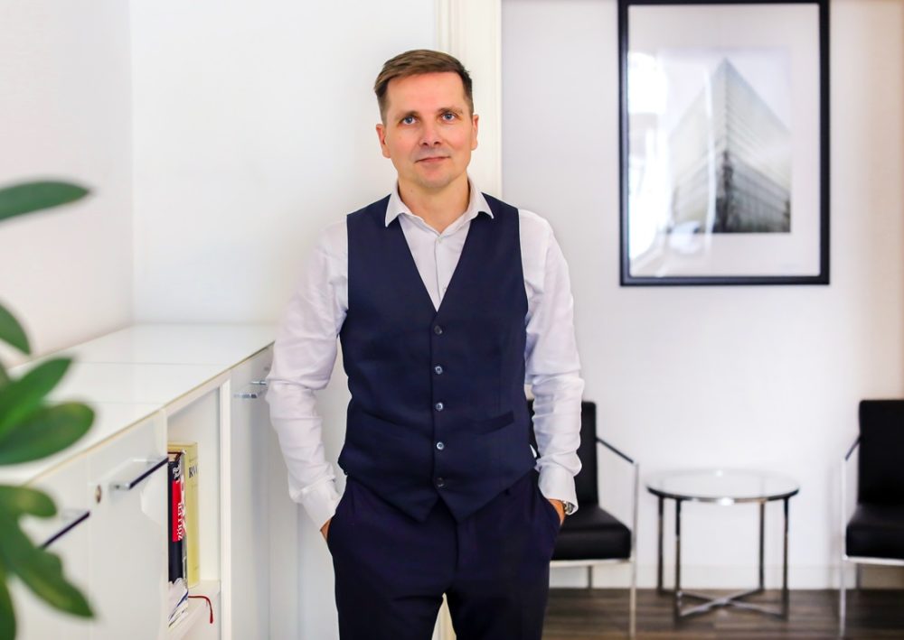 Daniel_Baumgaertner_Rechtsanwalt_Leipzig-1-e1740122712649.jpg