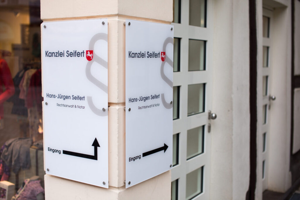 Kanzlei_Seifert-10-1536×1024-1.jpg